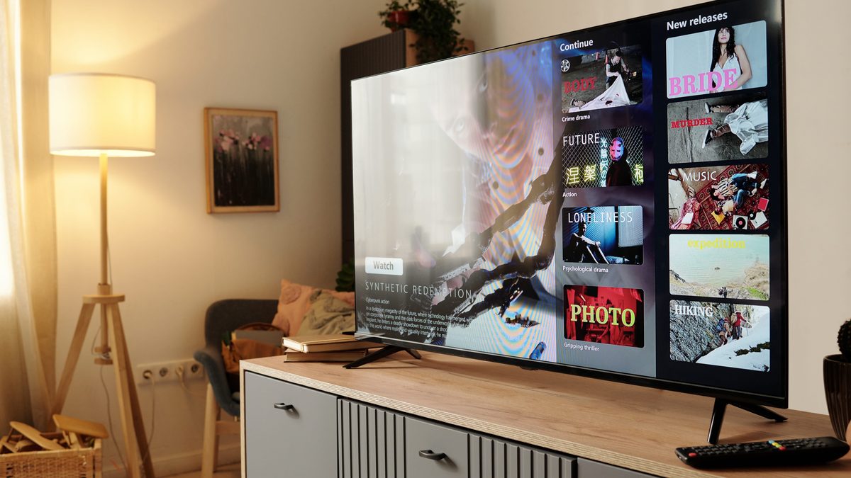 Samsung and Hisense flat-screen televisions compared for South African buyers