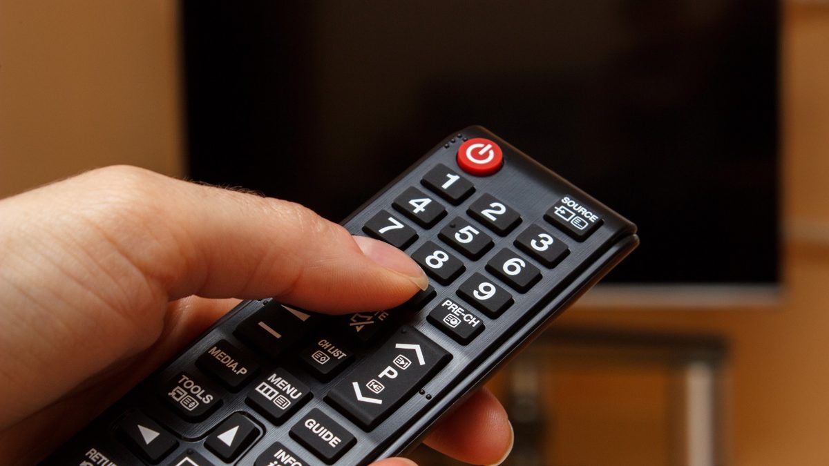 Television standby light blinking red on a set that will not switch on